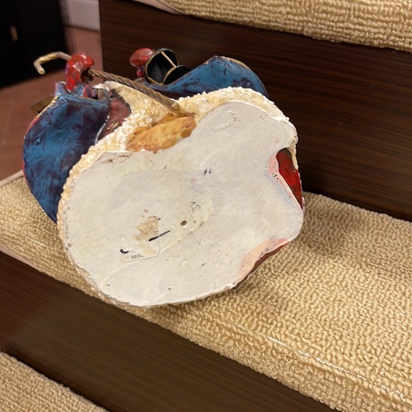 *** Pair of Vintage Style Santa’s - Picture 5 of 10